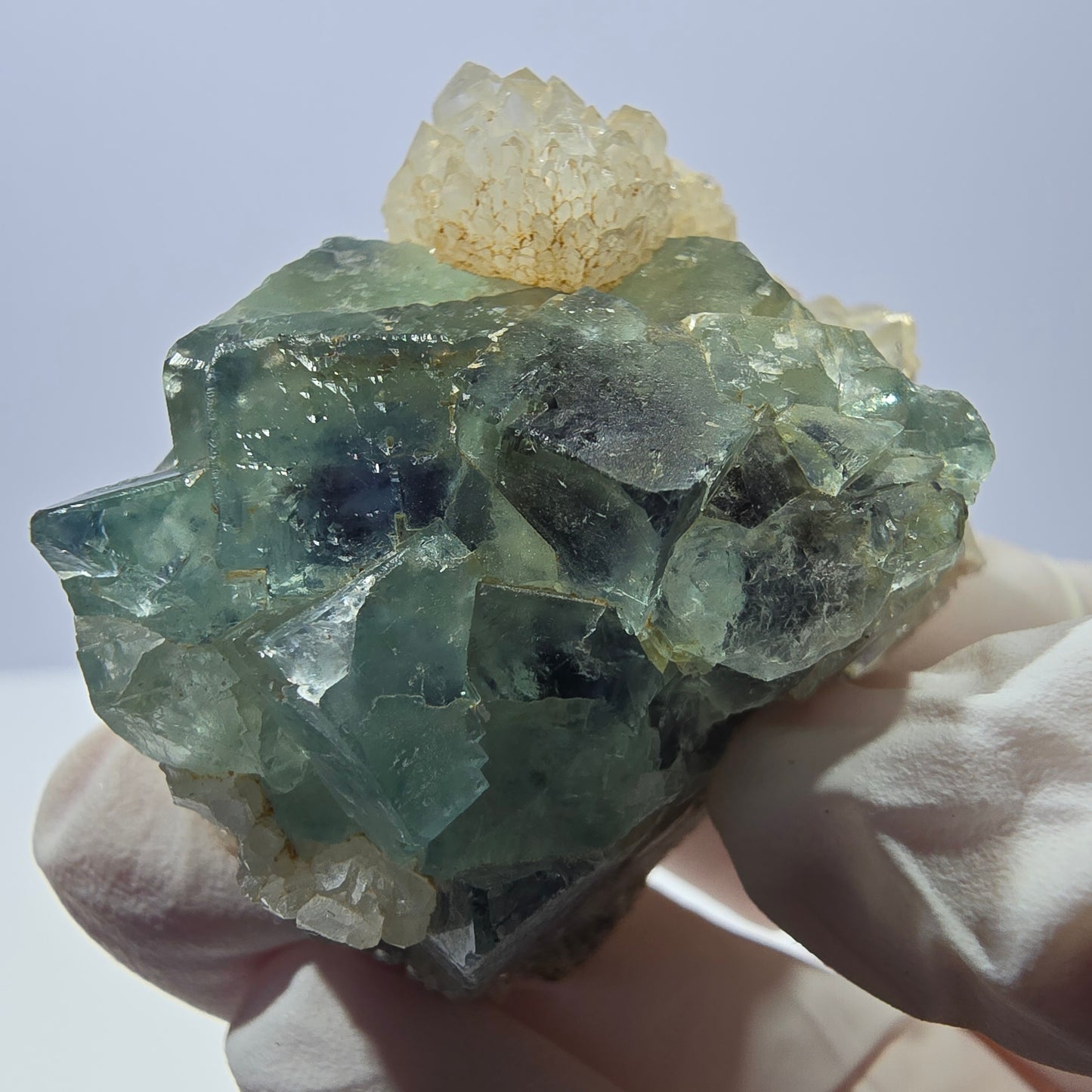 Rare cube de fluorite fantôme, spécimen de quartz vert violet Okorusu Namibie 53*35*38mm 