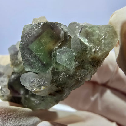 Rare cube de fluorite fantôme, spécimen de quartz vert Okorusu, Namibie, 48 x 22 x 17 mm 