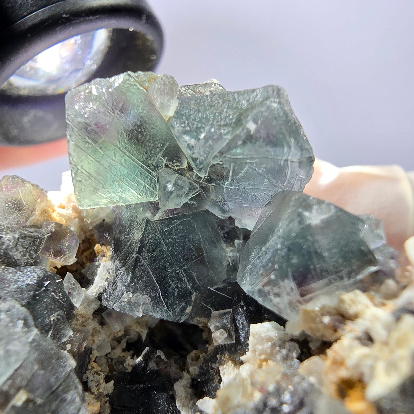 Rare cube de fluorite fantôme, spécimen de quartz vert violet Okorusu Namibie 47*46*37 mm 