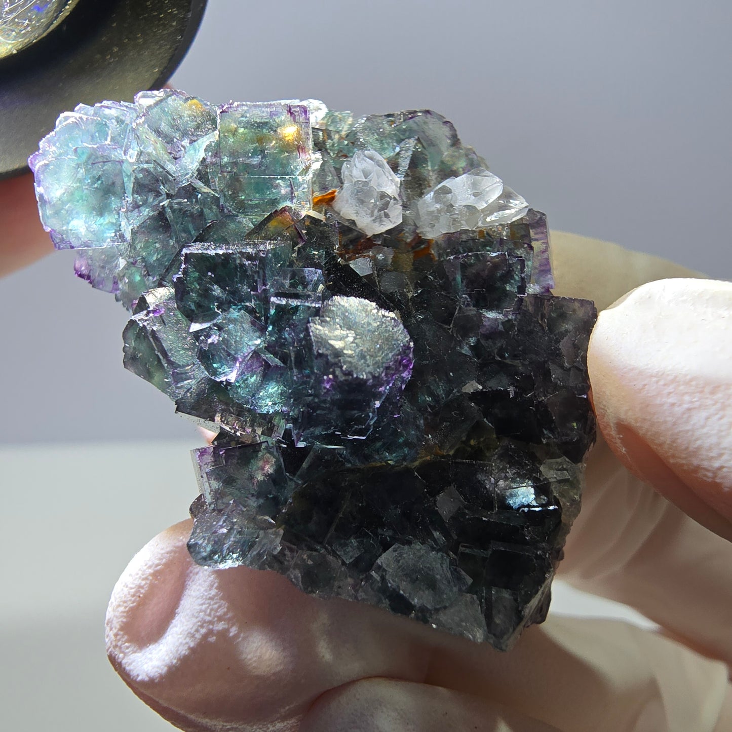 Rare cube de fluorite fantôme, spécimen de quartz vert violet Okorusu Namibie 43*33*26mm 