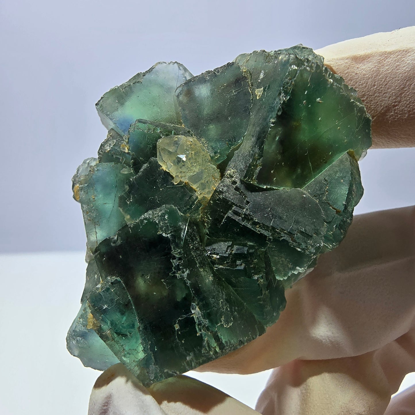 Rare cube de fluorite fantôme, spécimen de quartz vert Okorusu, Namibie, 55 x 36 x 20 mm 