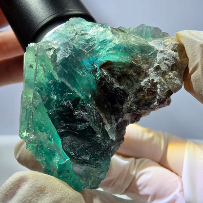 Spécimen de cube de fluorite fantôme transparente, vert parqueté, Okorusu, Namibie, 60 x 44 x 40 mm 