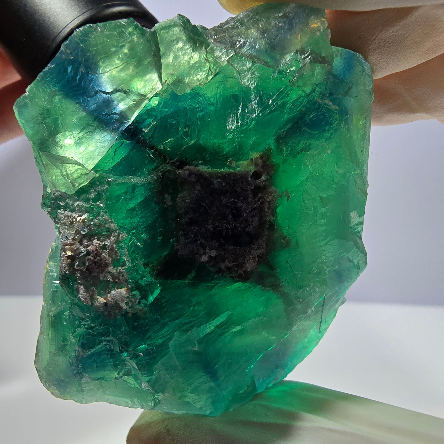 Spécimen de cube de fluorite fantôme transparente, vert parqueté, Okorusu, Namibie, 54 x 48 x 39 mm 