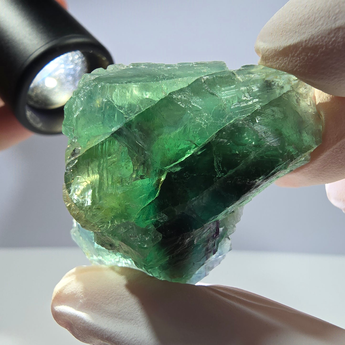 Spécimen de cube de fluorite fantôme transparente, vert parqueté, Okorusu, Namibie, 48 x 38 x 23 mm 