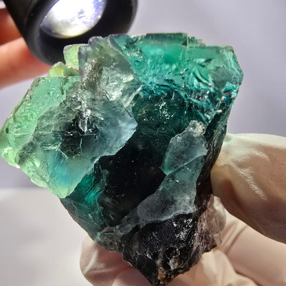 Spécimen de cube de fluorite fantôme, parqueté vert violet Okorusu, Namibie 56*46*43 mm 