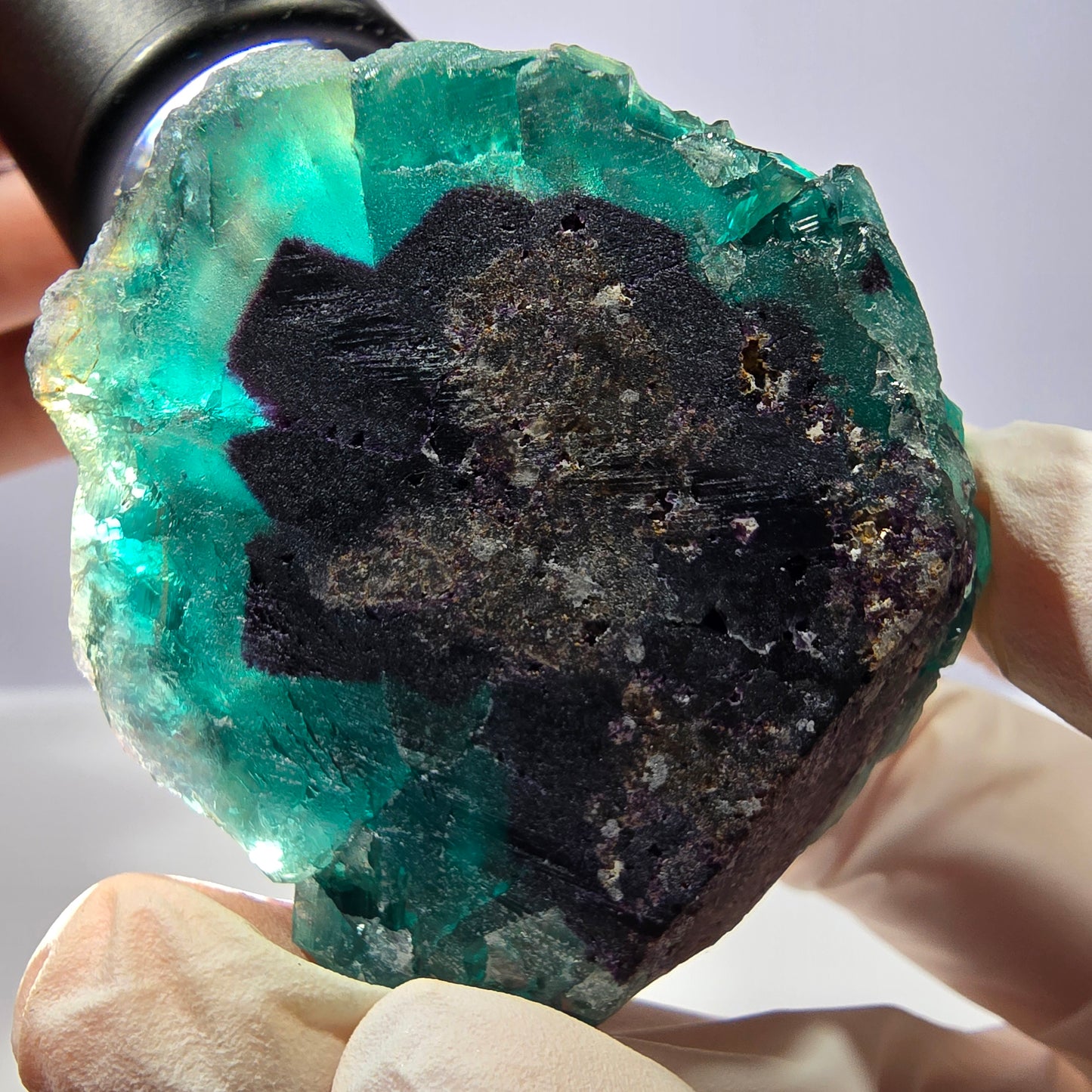Spécimen de cube de fluorite fantôme, parqueté vert violet Okorusu, Namibie 53*49*28 mm 