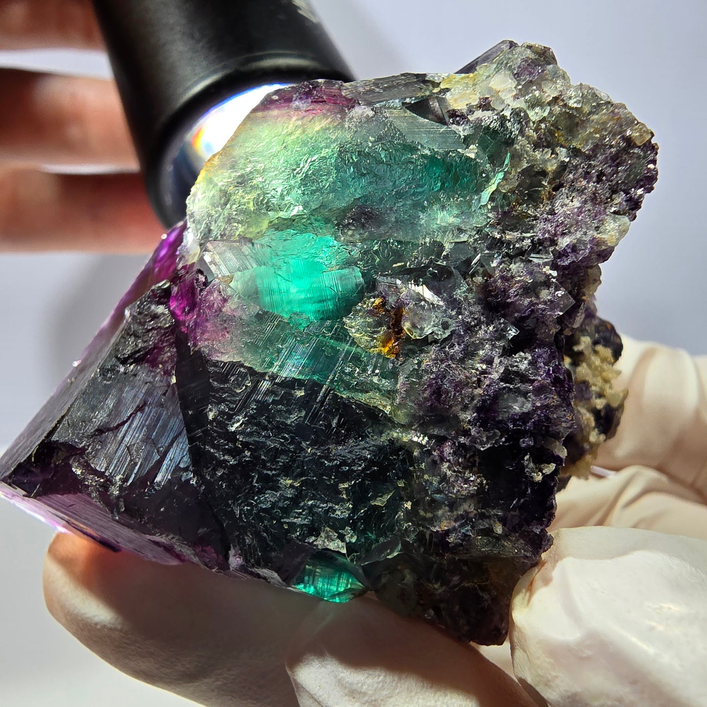 Spécimen de cube de fluorite fantôme, parqueté vert violet Okorusu, Namibie 56*51*45 mm 