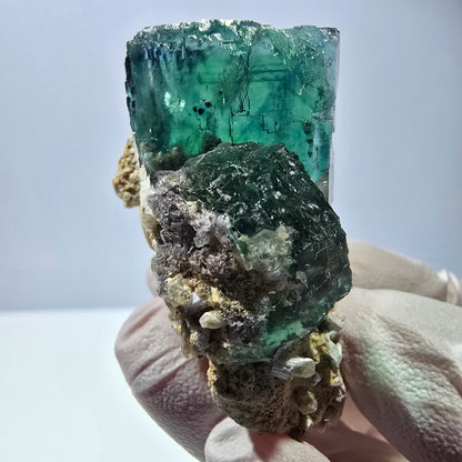 Spécimen de cube de fluorite fantôme, parqueté vert violet Okorusu, Namibie 46*37*36 mm 