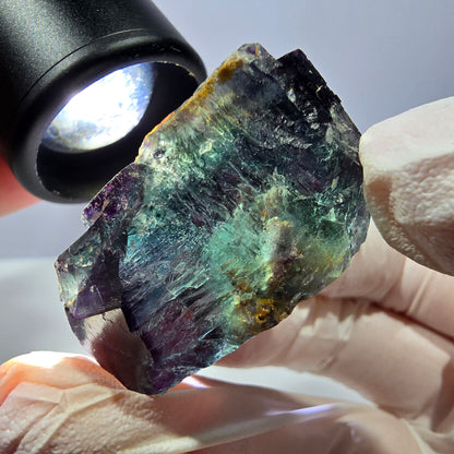 Spécimen de cube de fluorite fantôme, parqueté vert violet Okorusu, Namibie 31*30*20 mm 