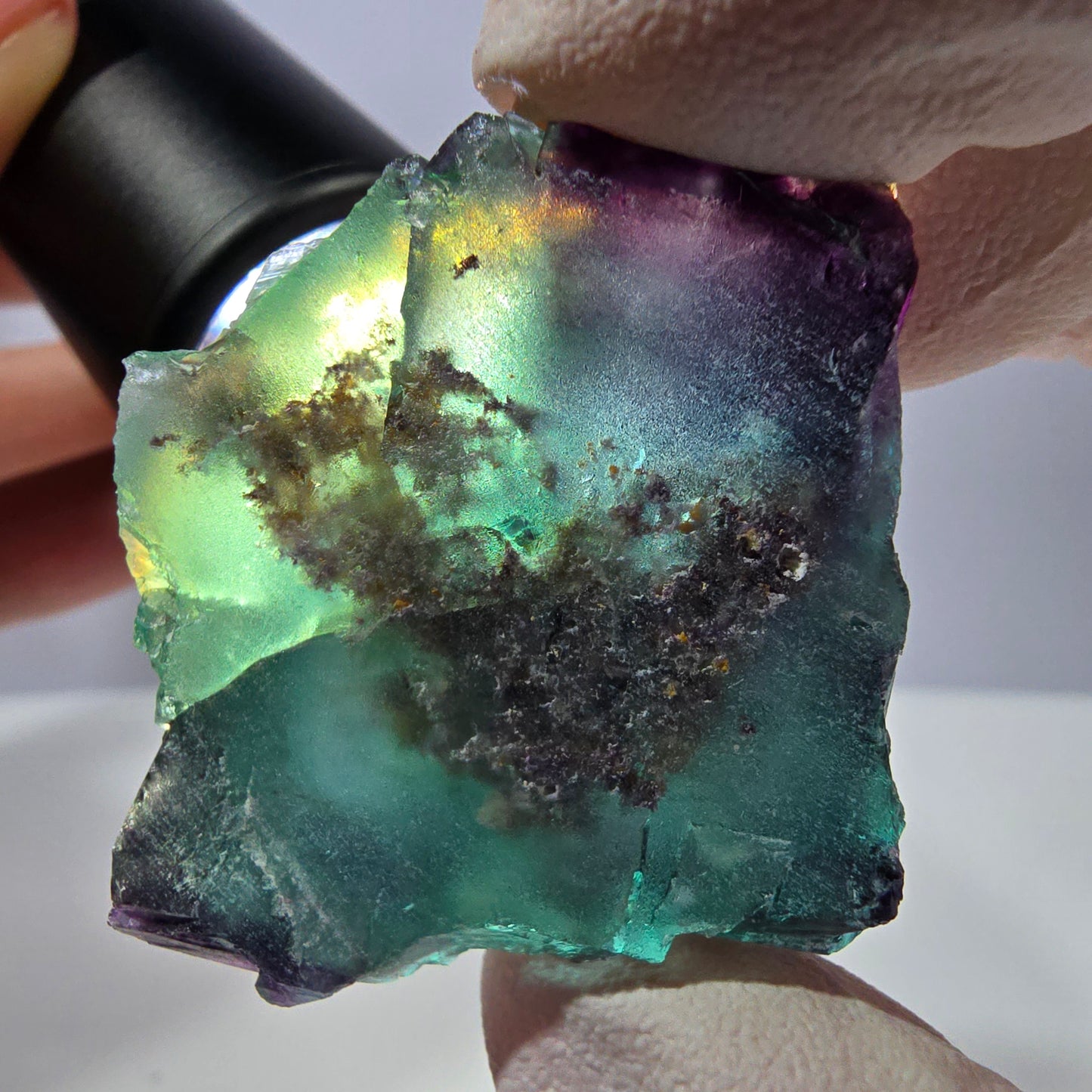 Spécimen de cube de fluorite fantôme, parqueté vert violet Okorusu, Namibie 39*33*22 mm 