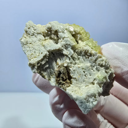 Opale hyalite rare, spécimen d'orthose Erongo, Namibie 70*38*29mm 
