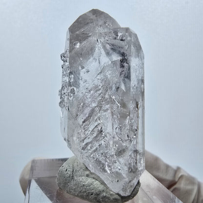 Enhydro Quartz with Analcim, 2x Bubble Streep Mine, Goboboseb, Namibia 38*24*15mm 