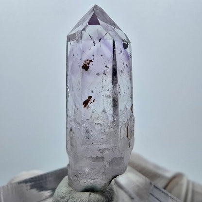 Mine d'améthyste Harlequin Phantom, Goboboseb, Namibie, 36 x 13 x 9 mm 