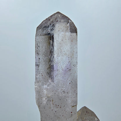 Pointe d'améthyste fantôme de Goboboseb, Namibie, 35 x 12 x 9 mm 