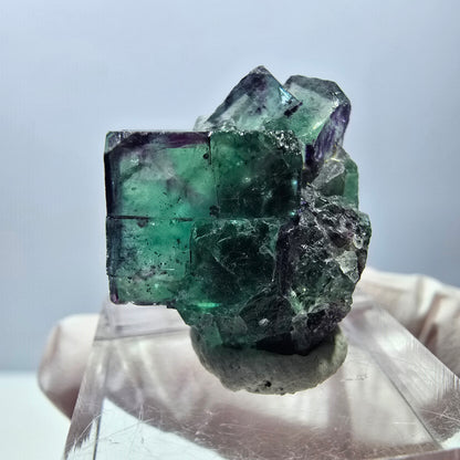 Seltene Fluorit Würfel Stufe, grün lila Okorusu, Namibia 25*23*12mm