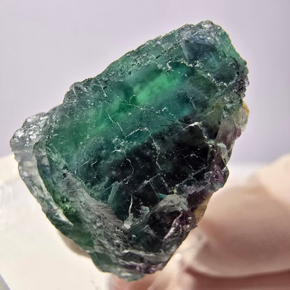 Cristal de fluorite fantôme transparent, cube vert-violet, Okorusu, Namibie, 24 x 24 x 20 mm 