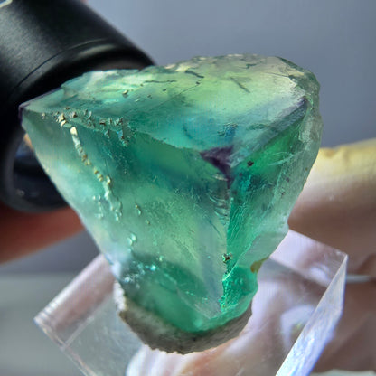 Cube de fluorite fantôme parqueté, zonal, vert violet Okorusu, Namibie 27*27*20mm 