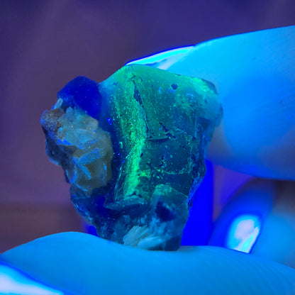 Lot de 16 fluorites fantômes, hyalites, tourmalines Schörl, muscovites, Erongo, Namibie 