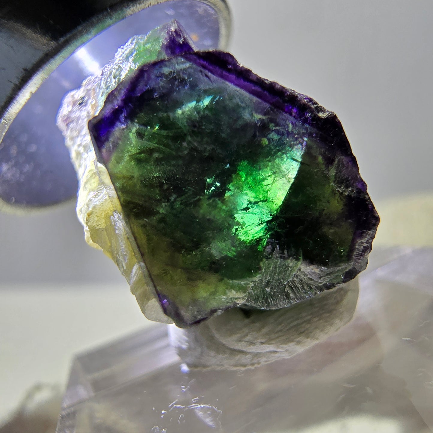 Phantom Fluorit Würfel zonal, Muskovit Stufe Erongo, Namibia 20*13*17mm