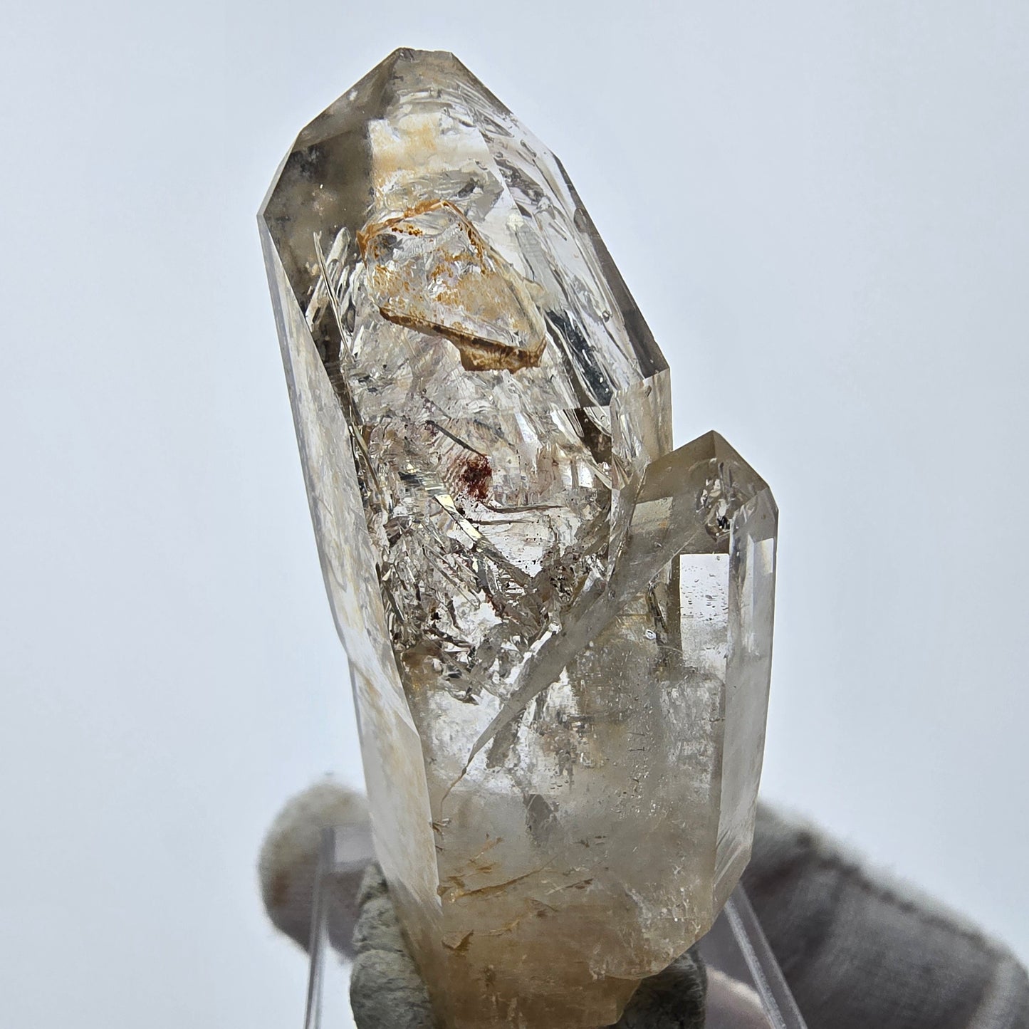 Enhydro Phantom Smoky Quartz Sceptre Tip 1x Bubble Goboboseb, Namibie 54*24*18mm 