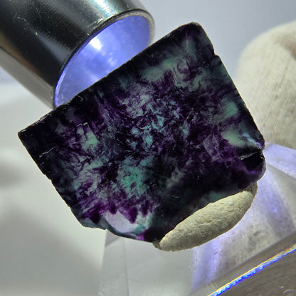 Rare cube de fluorite fantôme, vert violet zonal Okorusu, Namibie 29*25*15 mm 
