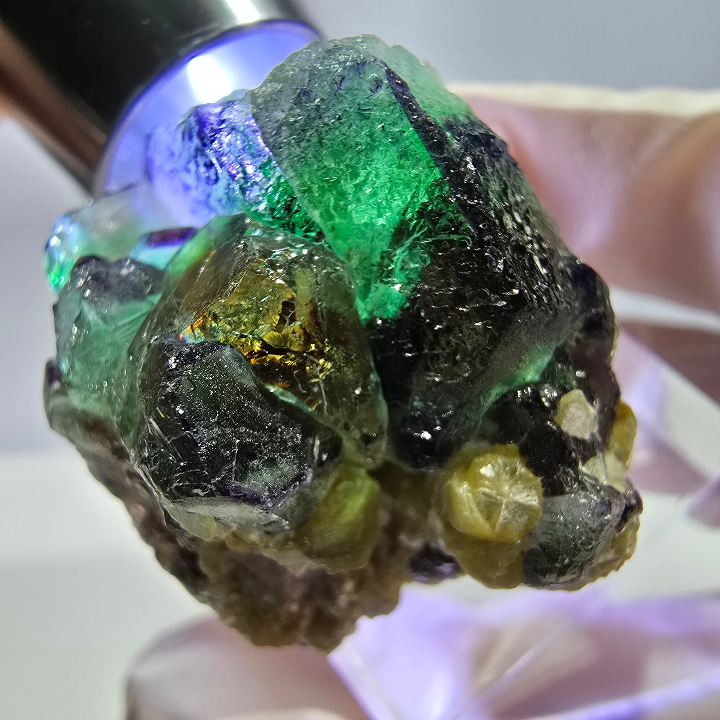 Cube de fluorite fantôme, zonal, spécimen de muscovite, Erongo, Namibie, 33 x 28 x 26 mm 