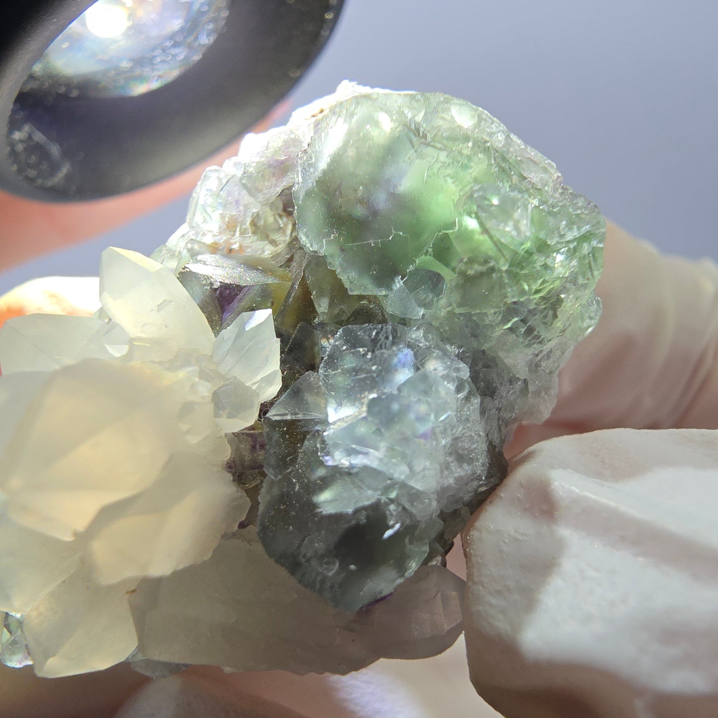 Rare cube de fluorite fantôme, spécimen de quartz vert violet Okorusu Namibie 38 x 27 x 24 mm 