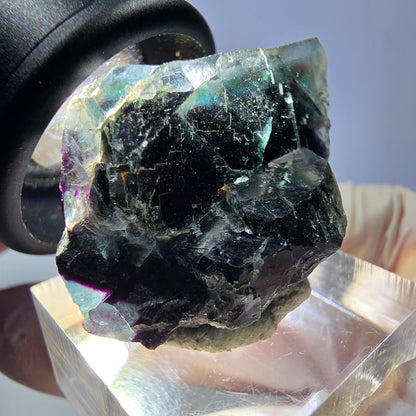 Spécimen de cube de fluorite fantôme, parqueté vert violet Okorusu, Namibie 35*22*15 mm 