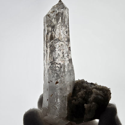 Quartz fumé Harlequin DT, calcite UV sur matrice, spécimen Valentine Pocket, Namibie, 96 x 46 x 53 mm 