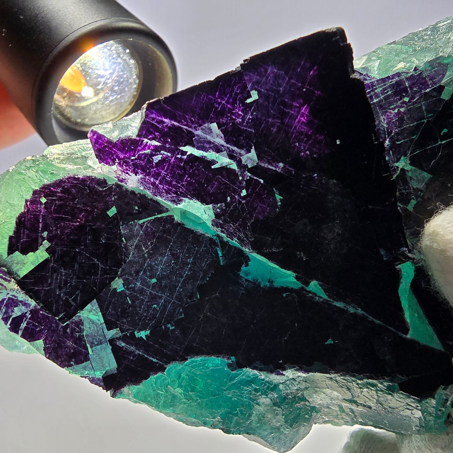 Grand spécimen de cube de fluorite fantôme vert violet zonal 11:11 Angel Pocket, Namibie 103*61*33mm 