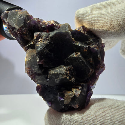 Spécimen de cube de fluorite fantôme, violet, rouge et bleu, Okorusu, Namibie, 91 x 58 x 22 mm 