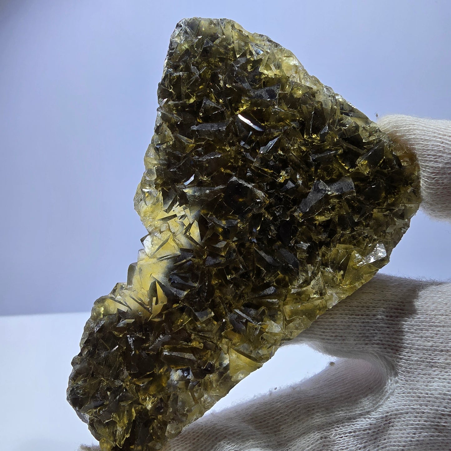 Grand spécimen de cube de fluorite fantôme, poche jaune miel, Okorusu, Namibie, 98 x 80 x 16 mm 