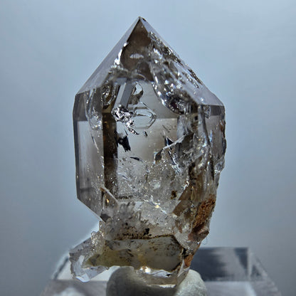 Sceptre Enhydro Phantom Smoky Quartz DT, 1x Bubble Goboboseb, Namibie 29*14*12mm 