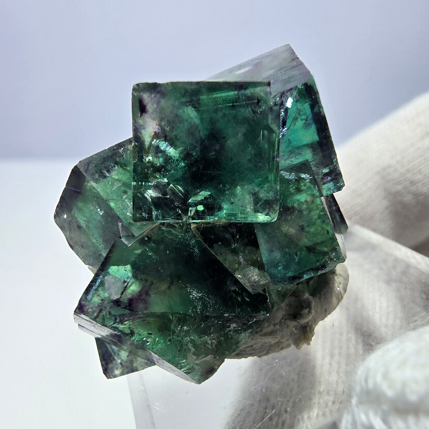 Spécimen zonal de cube de fluorite fantôme, vert violet, Okorusu, Namibie, 32 x 23 x 17 mm 