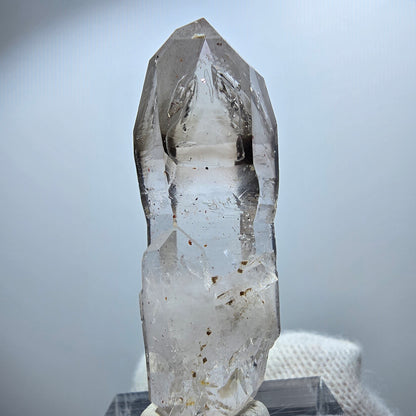 Sceptre Enhydro Phantom Smoky Quartz DT, 1x Bubble Goboboseb, Namibie 45*15*13mm 