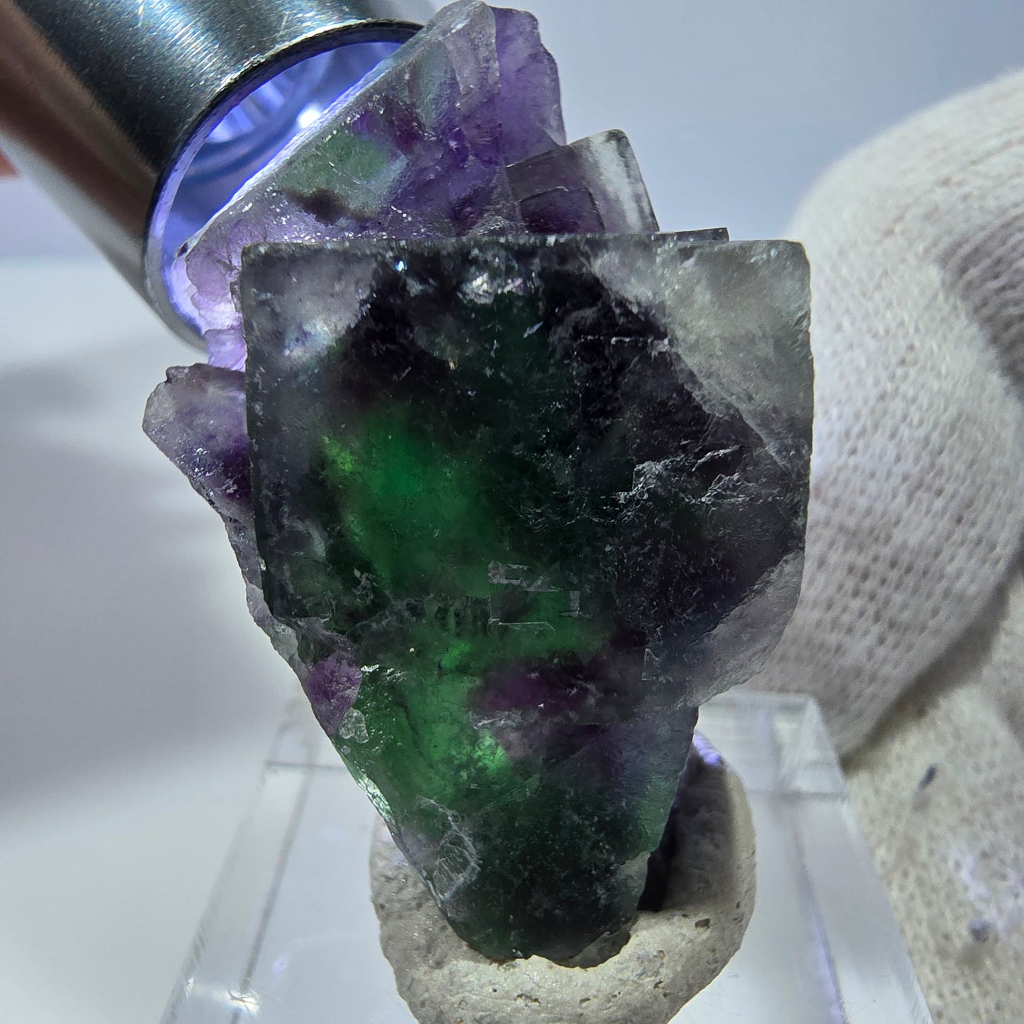 Spécimen rare de cube de fluorite fantôme, vert zonal et violet, Okorusu, Namibie, 40 x 23 x 18 mm 
