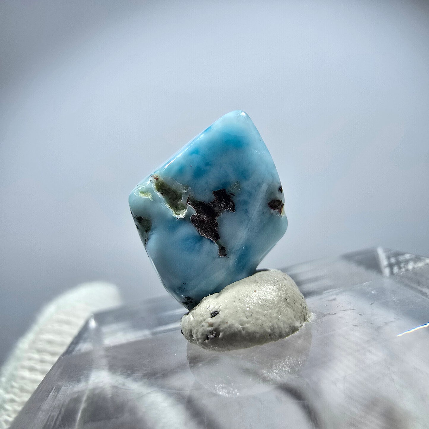 Schöner Larimar, poliert Dominikanische Republik 13*8*8mm