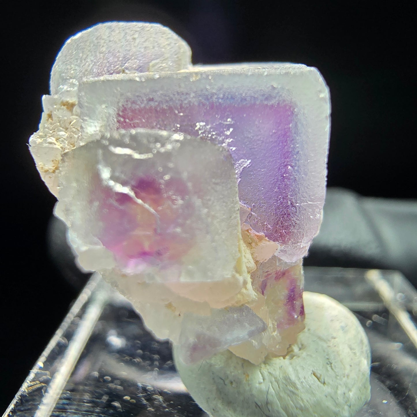 Niveau de cube Phantom Fluorite violet vert Omehane, collection Namibie 24*18*14mm