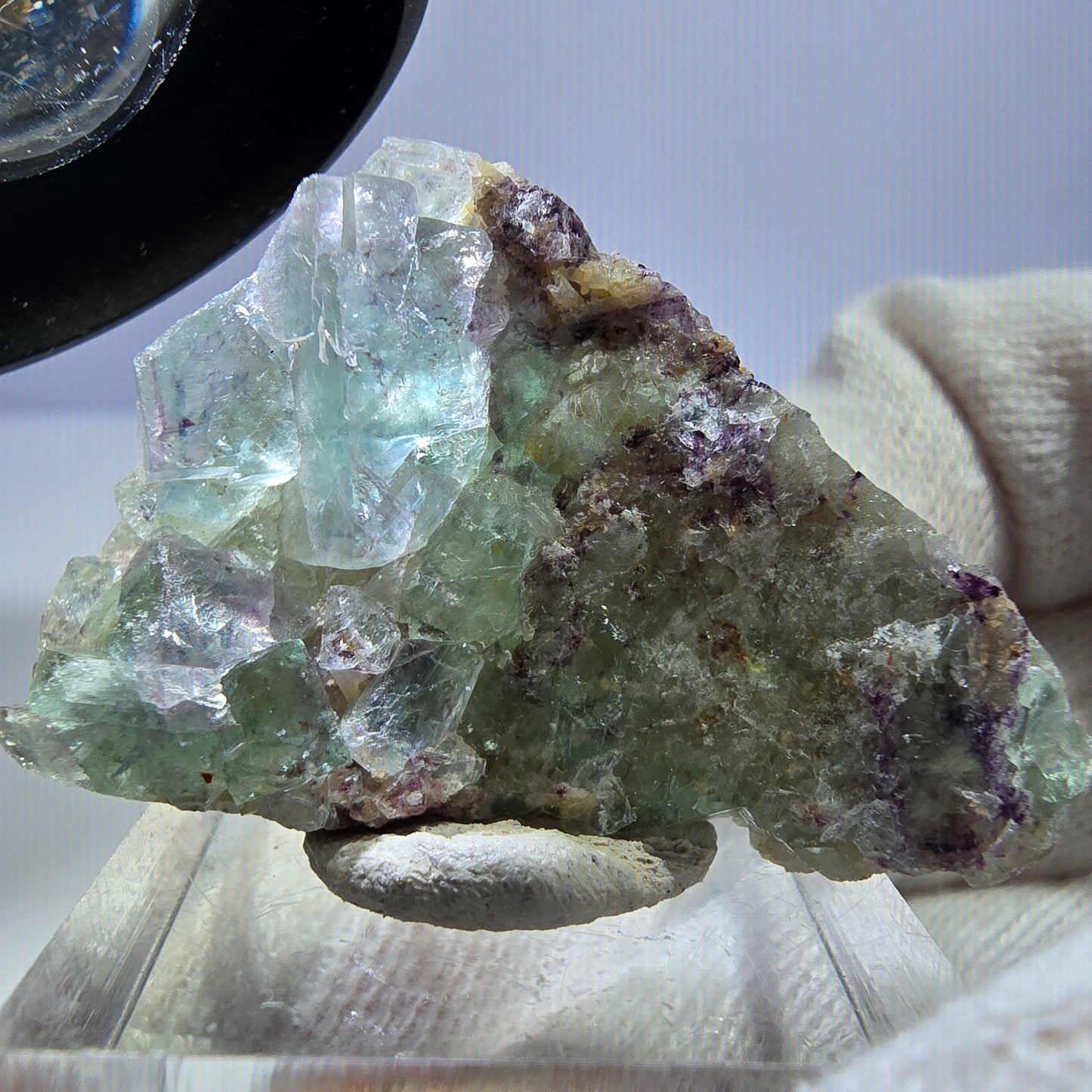 Spécimen rare de cube de fluorite fantôme zonal vert violet Okorusu, Namibie 41*27*9mm 