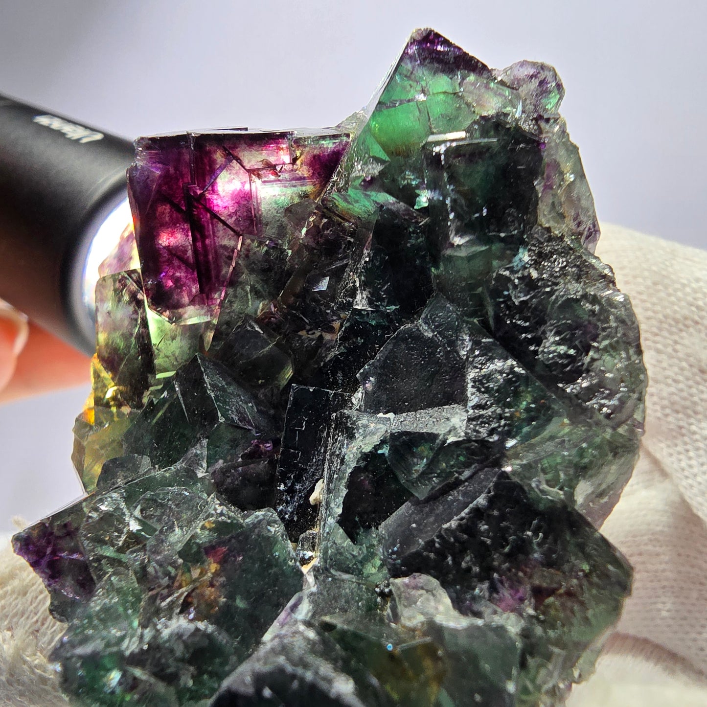 Spécimen de cube de fluorite fantôme transparent, parqueté, zonal, Okorusu, Namibie, 72 x 54 x 23 mm 