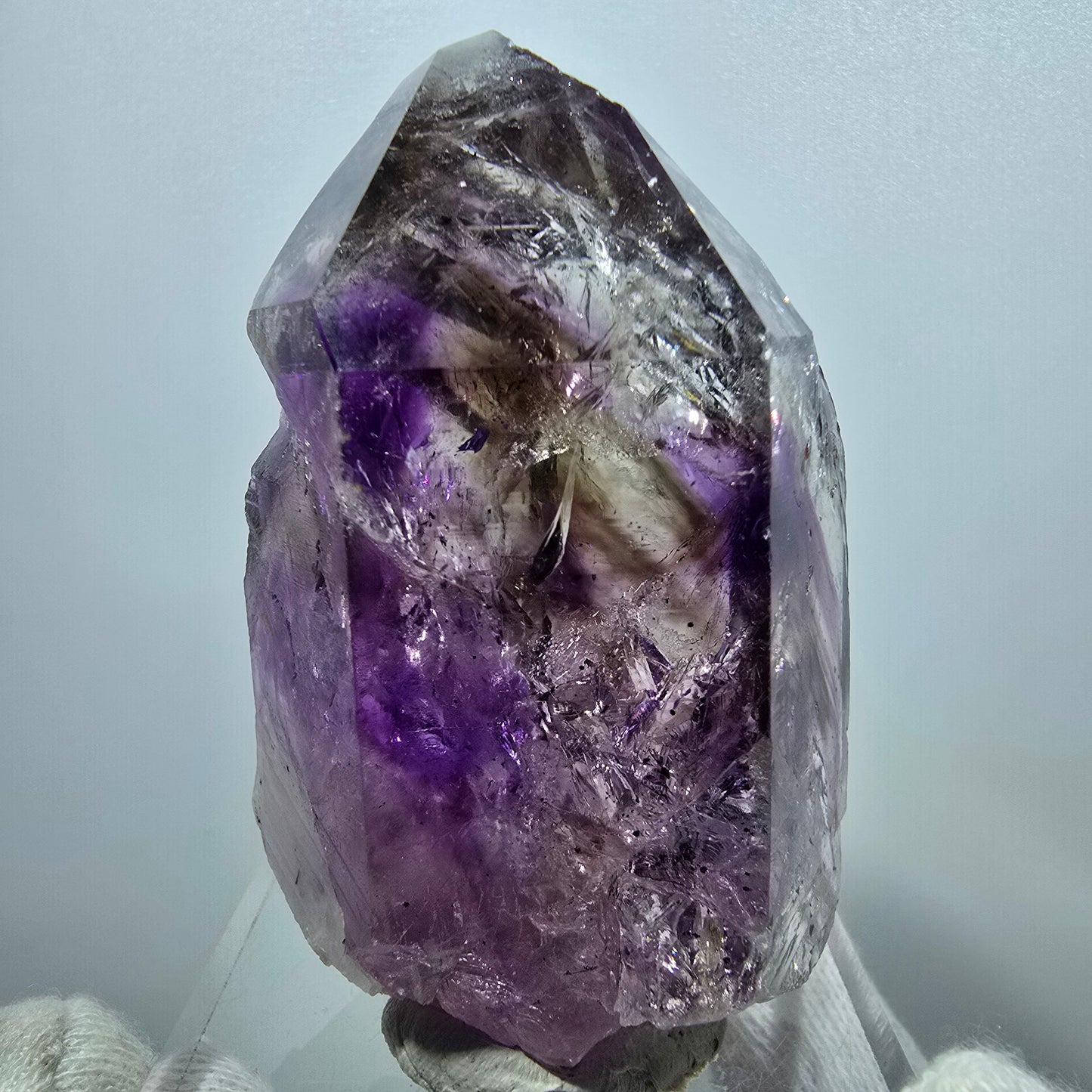 Großer Phantom Amethyst mit Hämatit Streep Mine, Goboboseb, Namibia 63*44*33mm