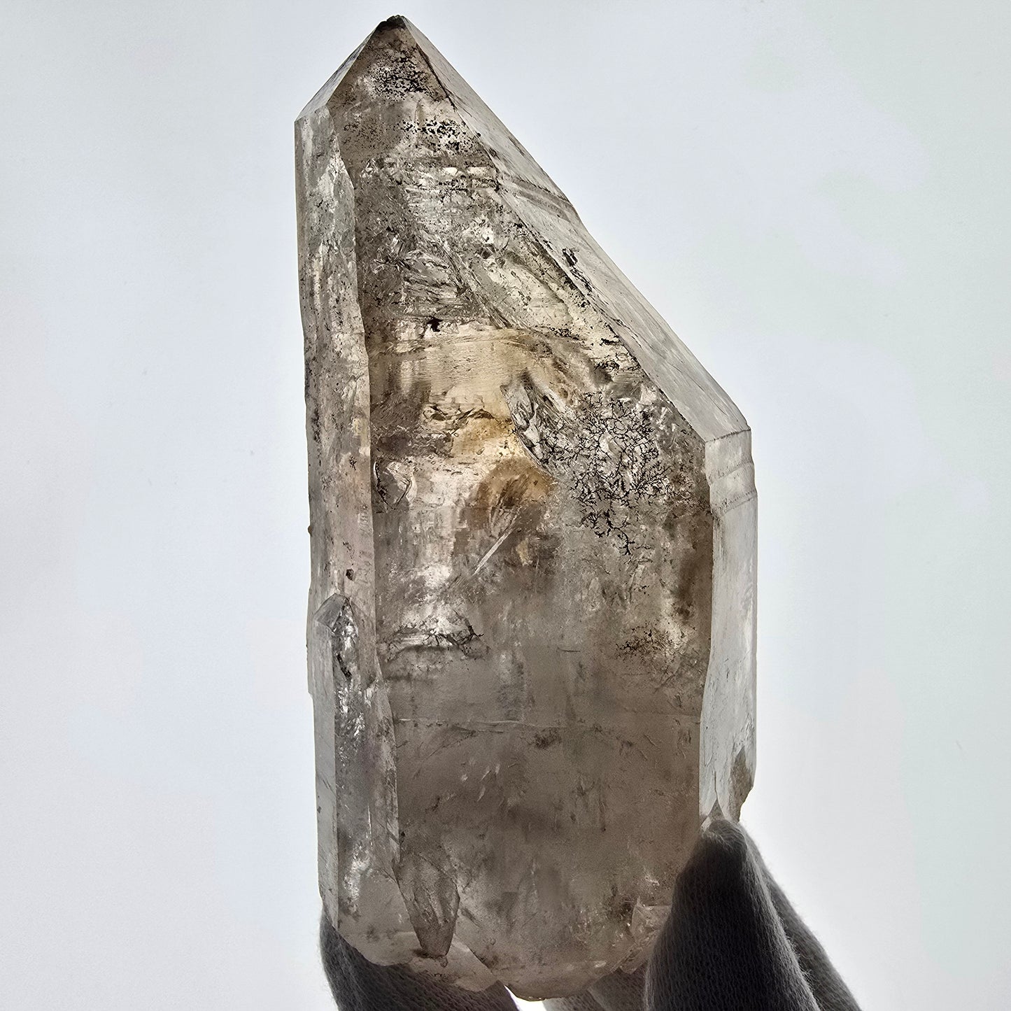 Quartz fumé squelette fantôme lémurien DT, calcite UV Valentine Pocket, Namibie 129 x 61 x 48 mm 