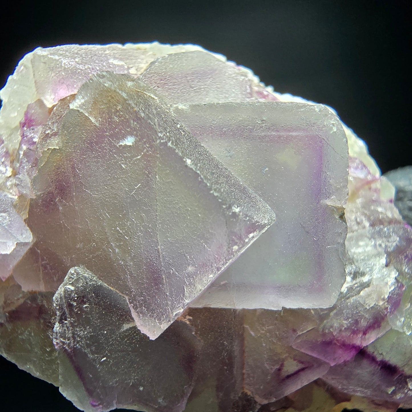 Phantom Fluorite Cube Tier Vert Violet Omehane, Namibie 45*30*18mm Collection