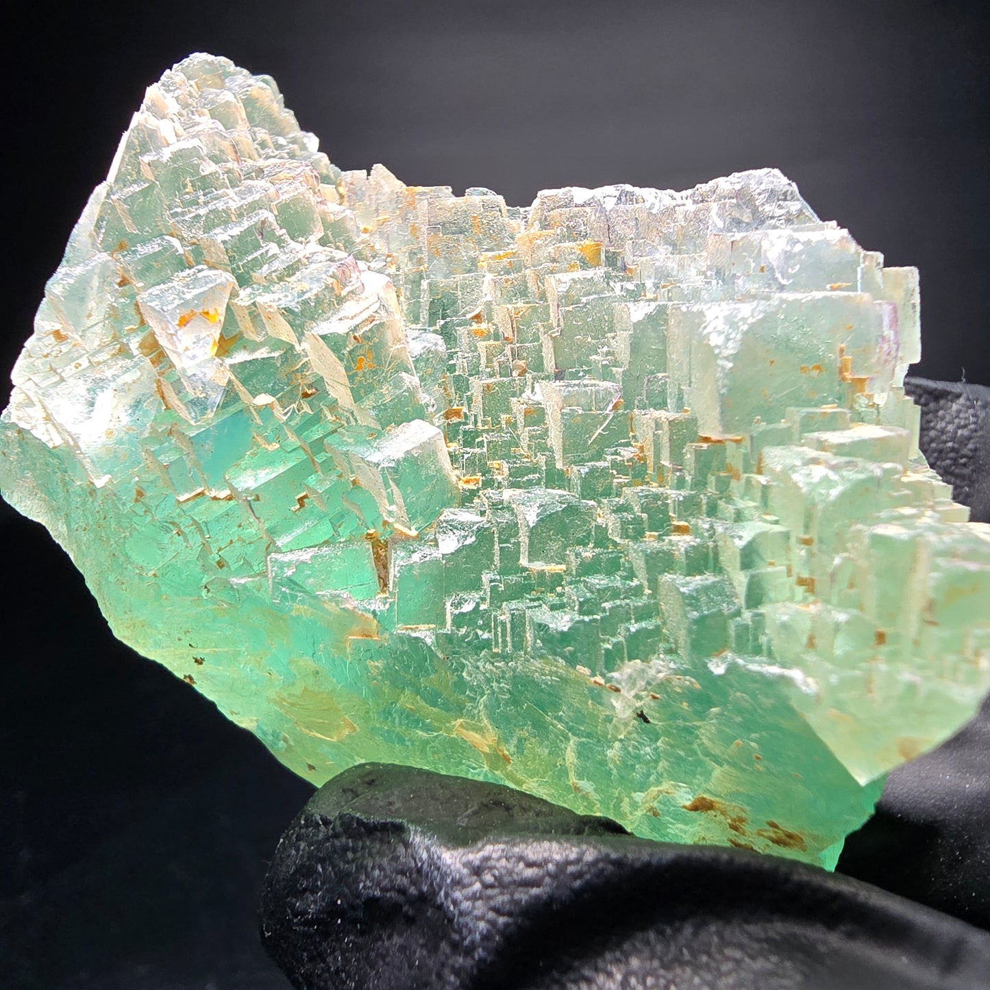 Cube de fluorite fantôme étagé vert turquoise Omehane, namibie 65*54*33mm