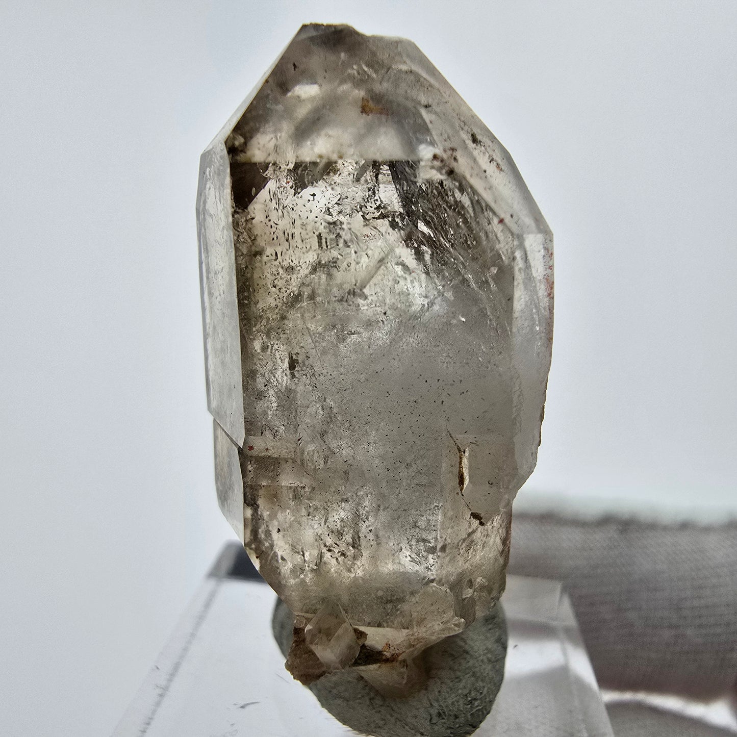 Enhydro Phantom Smoky Quartz Sceptre Tip 1x Bubble Goboboseb, Namibie 39*19*16mm 
