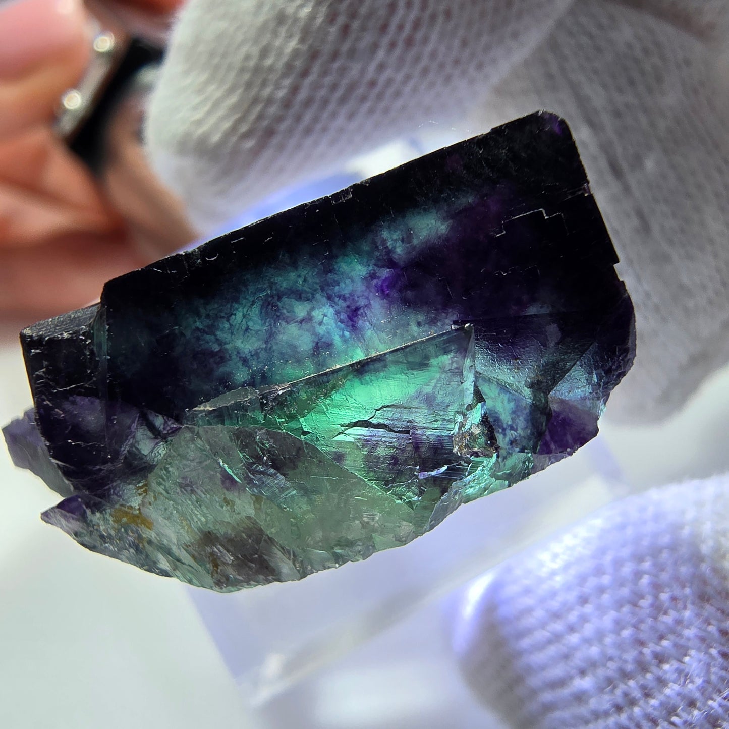Spécimen rare de cube de fluorite fantôme zonal vert violet Okorusu, Namibie 33*21*14mm 