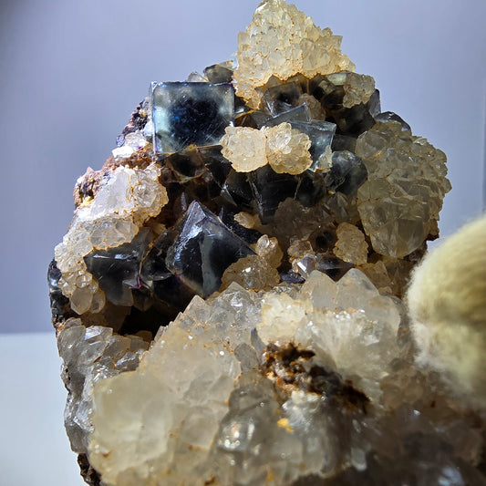 Grand cube de fluorite fantôme, spécimen de quartz bleu vert violet Okorusu, Namibie 95 x 68 x 58 mm