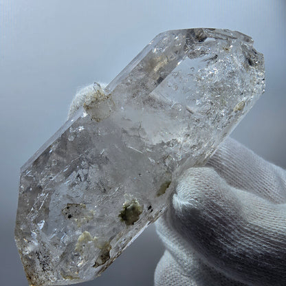 Sceptre DT en quartz fumé lémurien Enhydro, 1 gobob de poche Bubble Valentine. Namibie 89 x 33 x 21 mm 