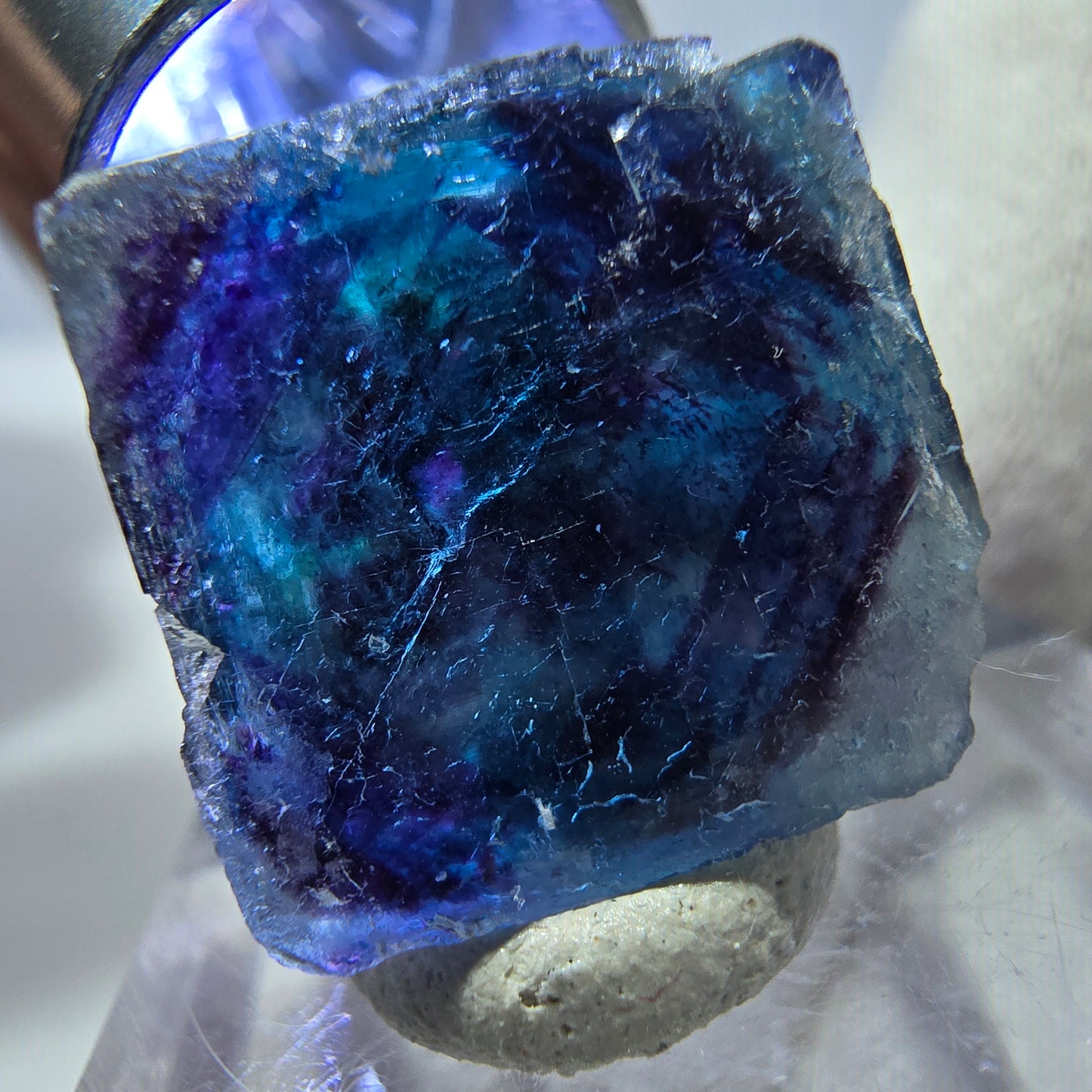 Spécimen de cube de fluorite fantôme, zonal – Nouvelle découverte ! Okorusu, Namibie, 21 x 21 x 14 mm 