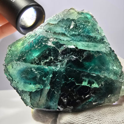 Grand cube de fluorite fantôme étagé, vert-brun, Okorusu, Namibie, 83 x 70 x 45 mm 
